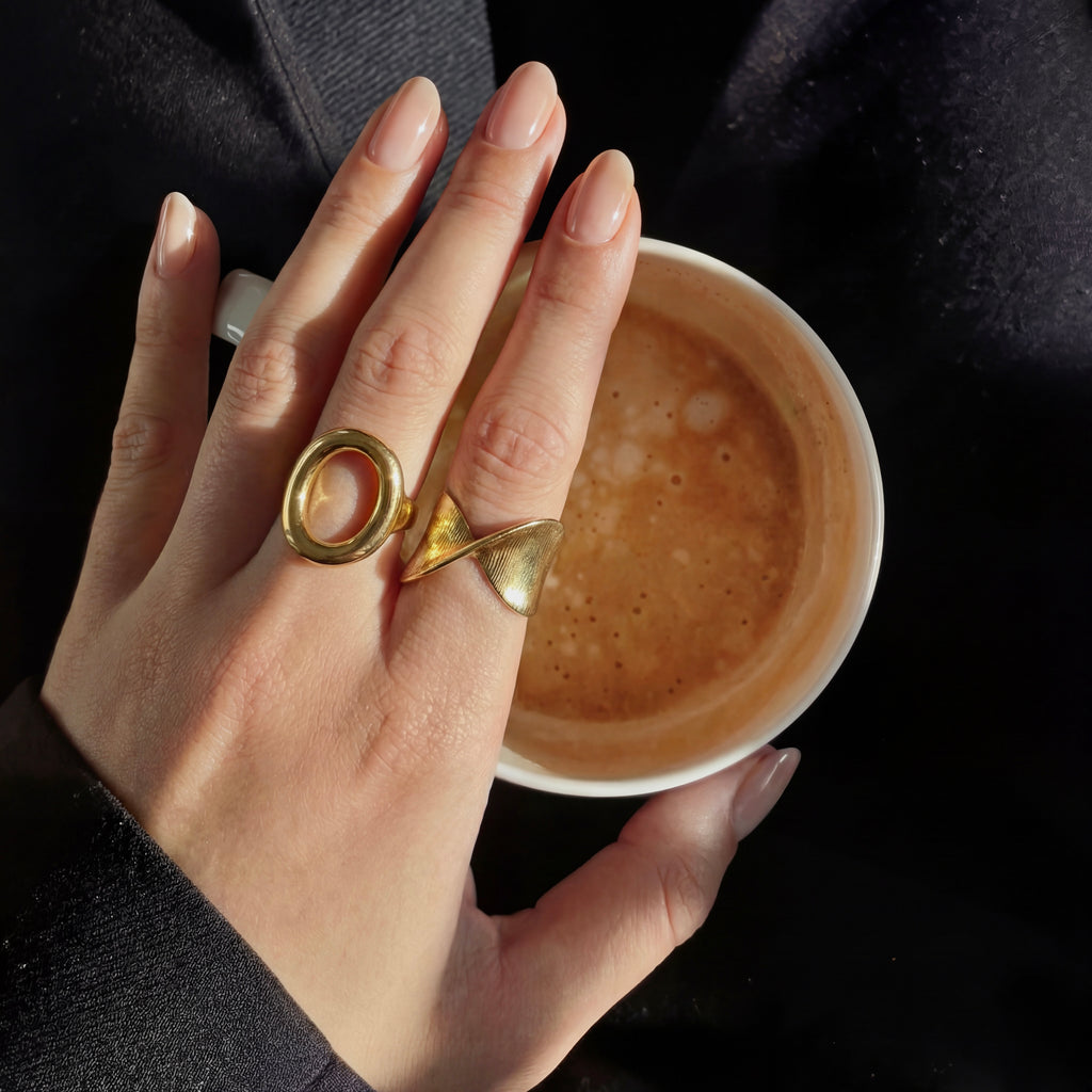 YANA RING - 18K GOLD