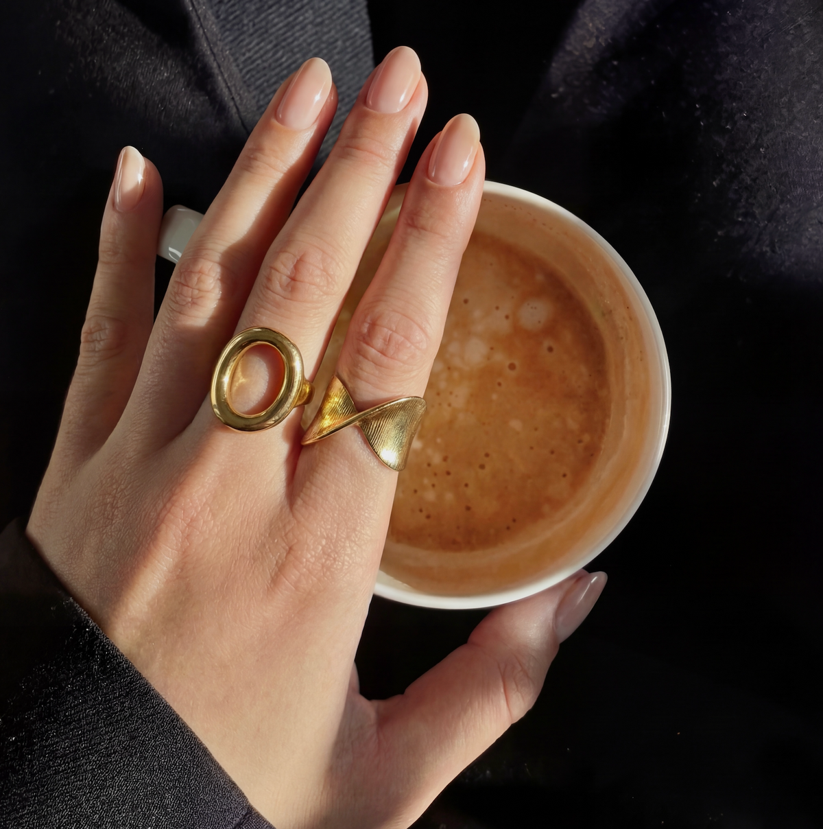 YANA RING - 18K GOLD
