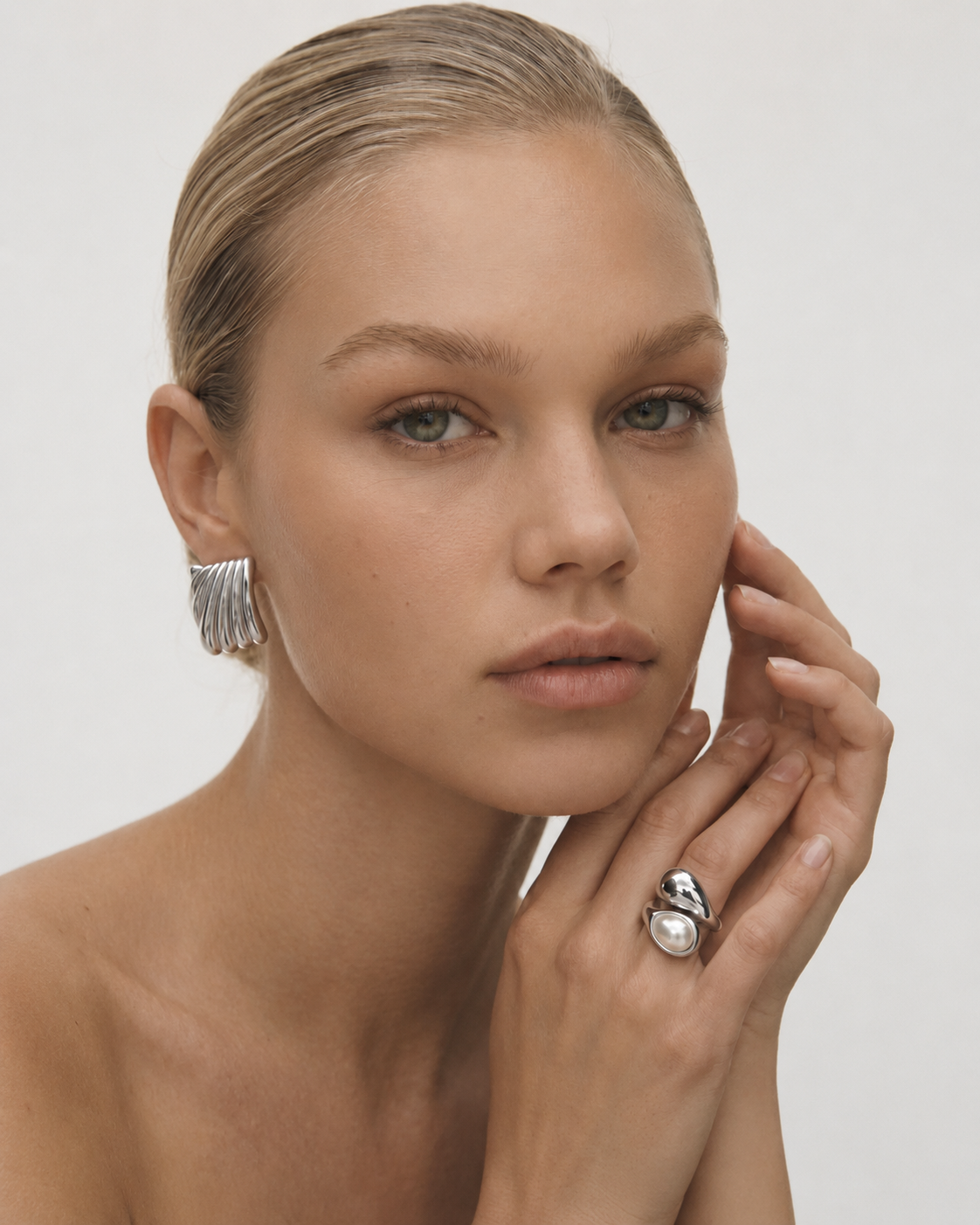 CLEO EARRINGS