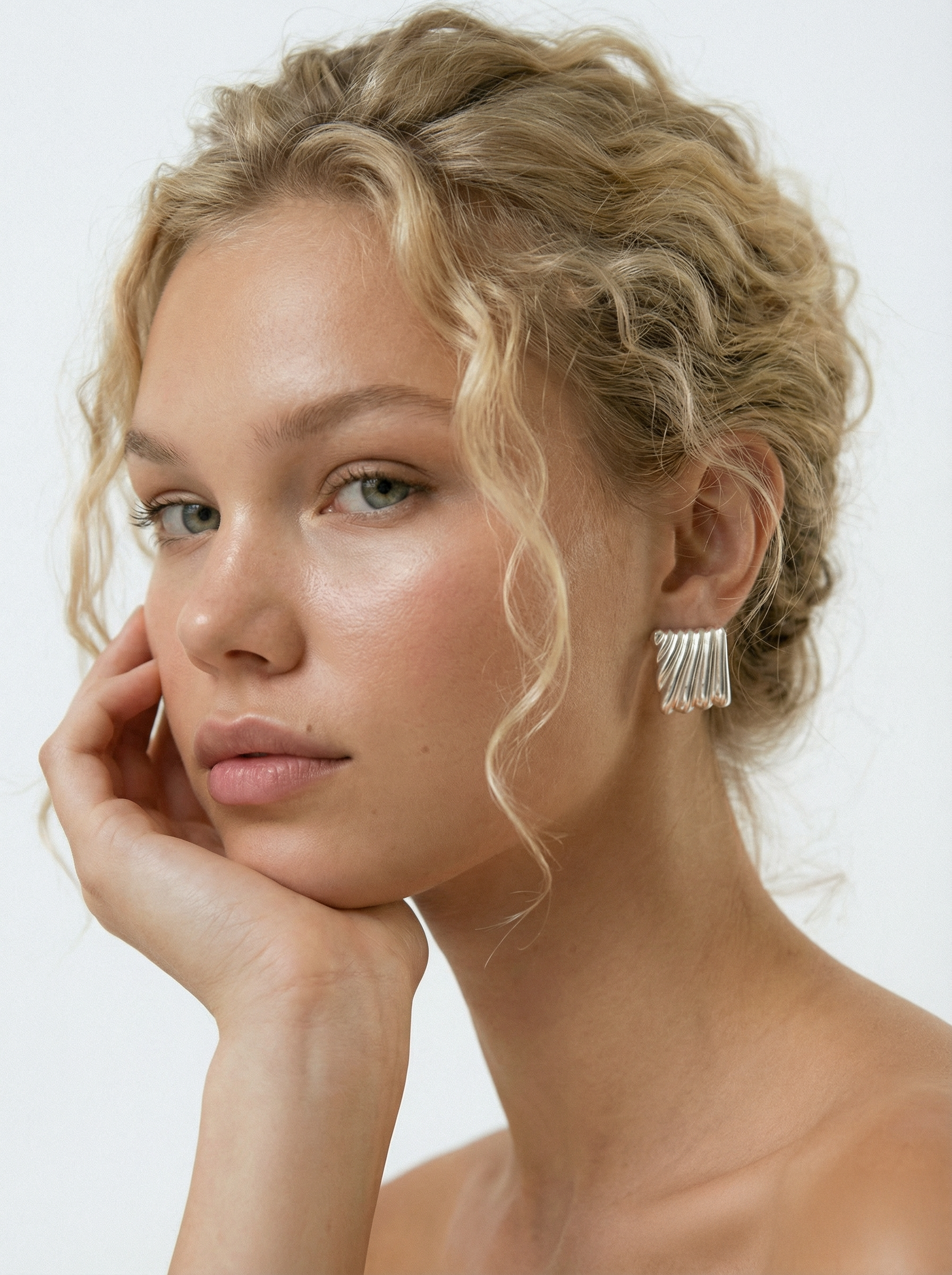 CLEO EARRINGS