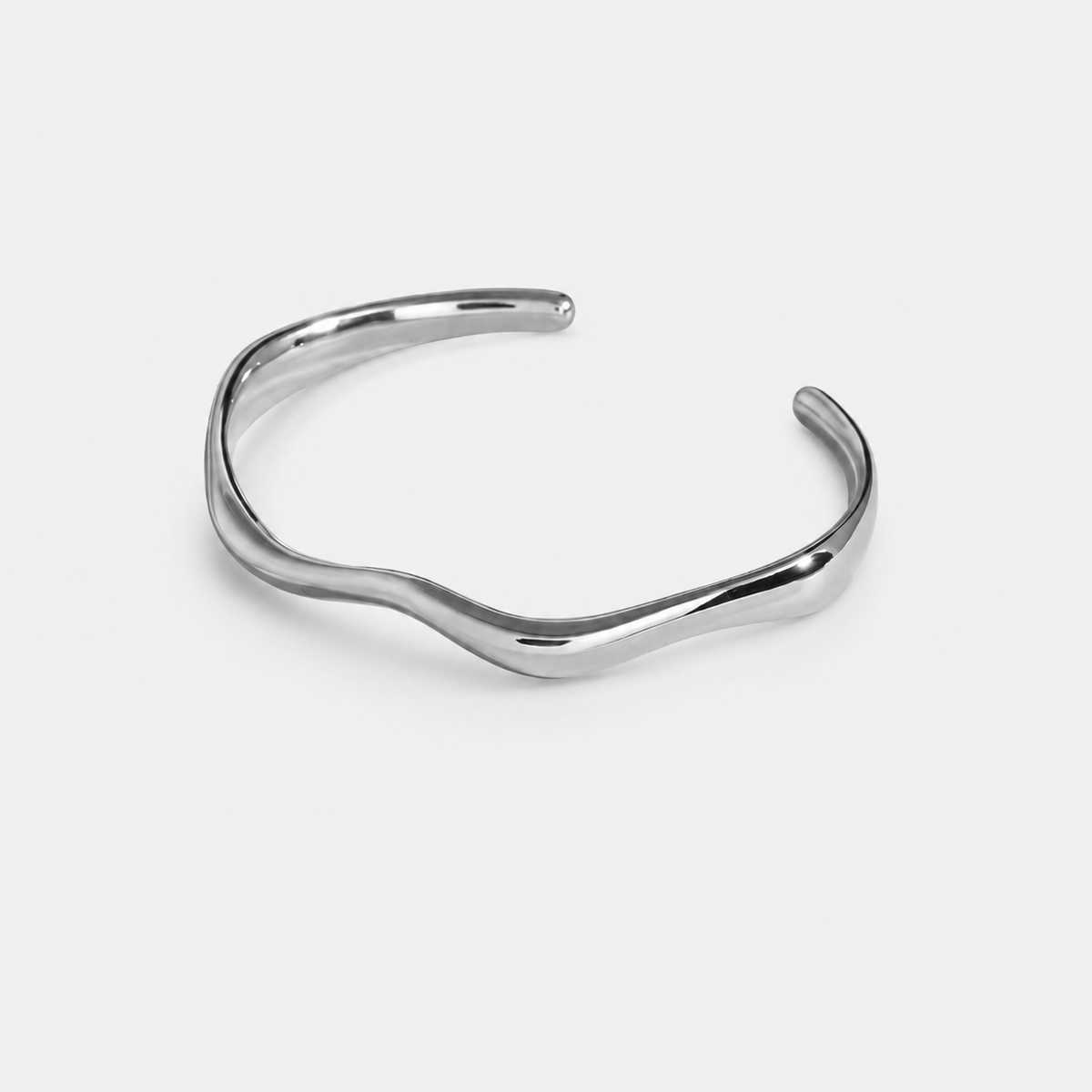 NOVA WAVE BANGLE