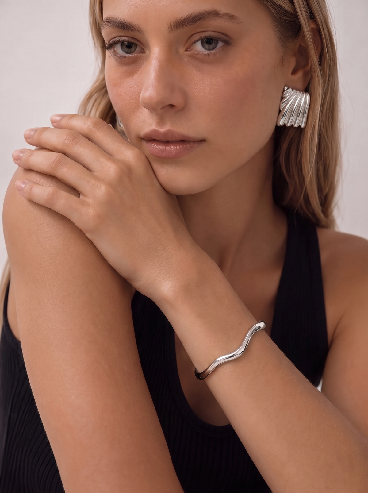 NOVA WAVE BANGLE